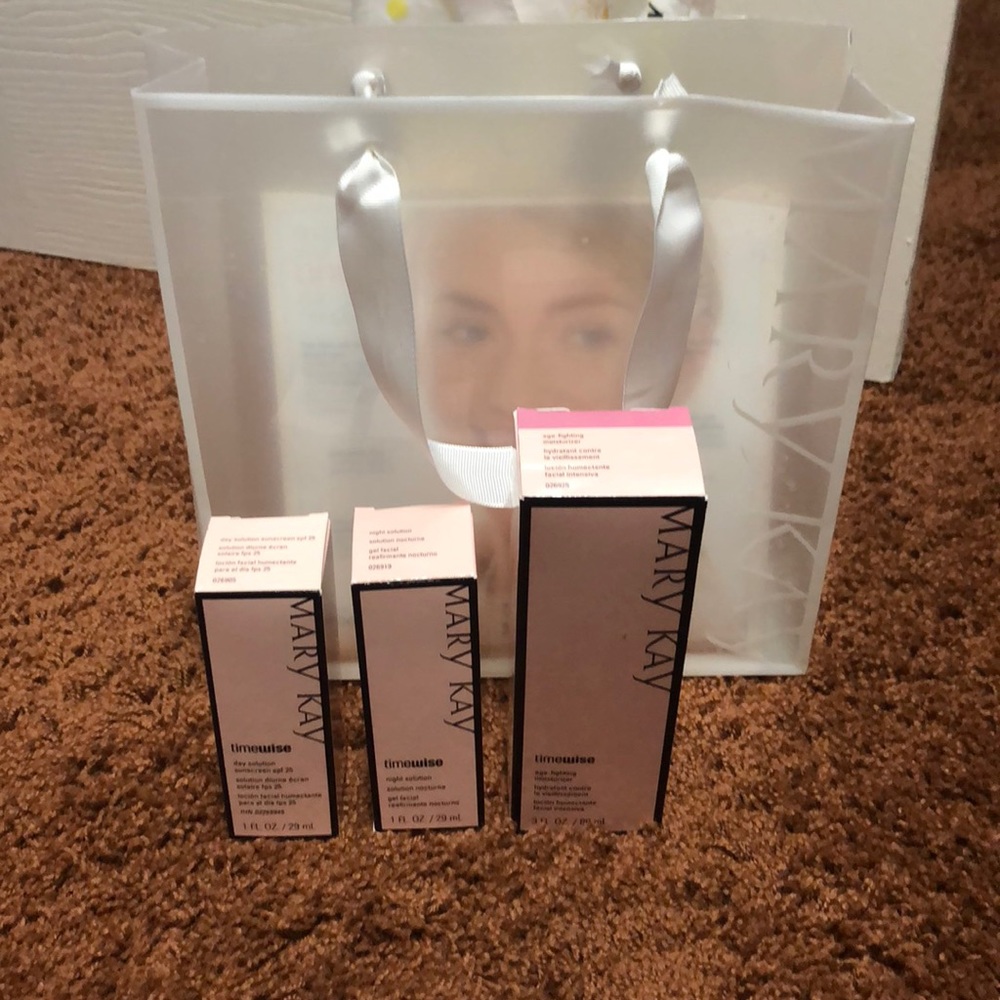 Mary Kay Time Wise Set